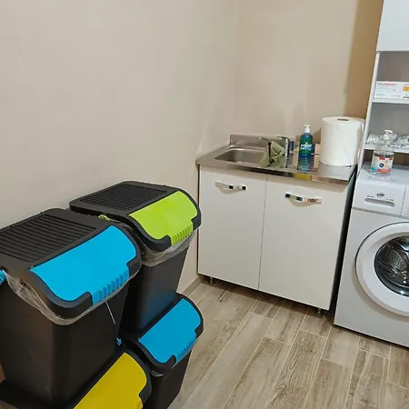 Casa Vacanze Da Nonno Peppe / Suites 1, 2, & 3 * Terrasini