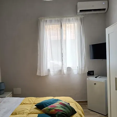 Casa Vacanze Da Nonno Peppe / Suites 1, 2, & 3